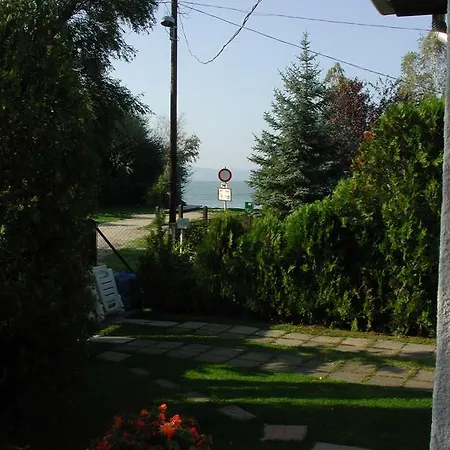 Fecske Apartmán *
